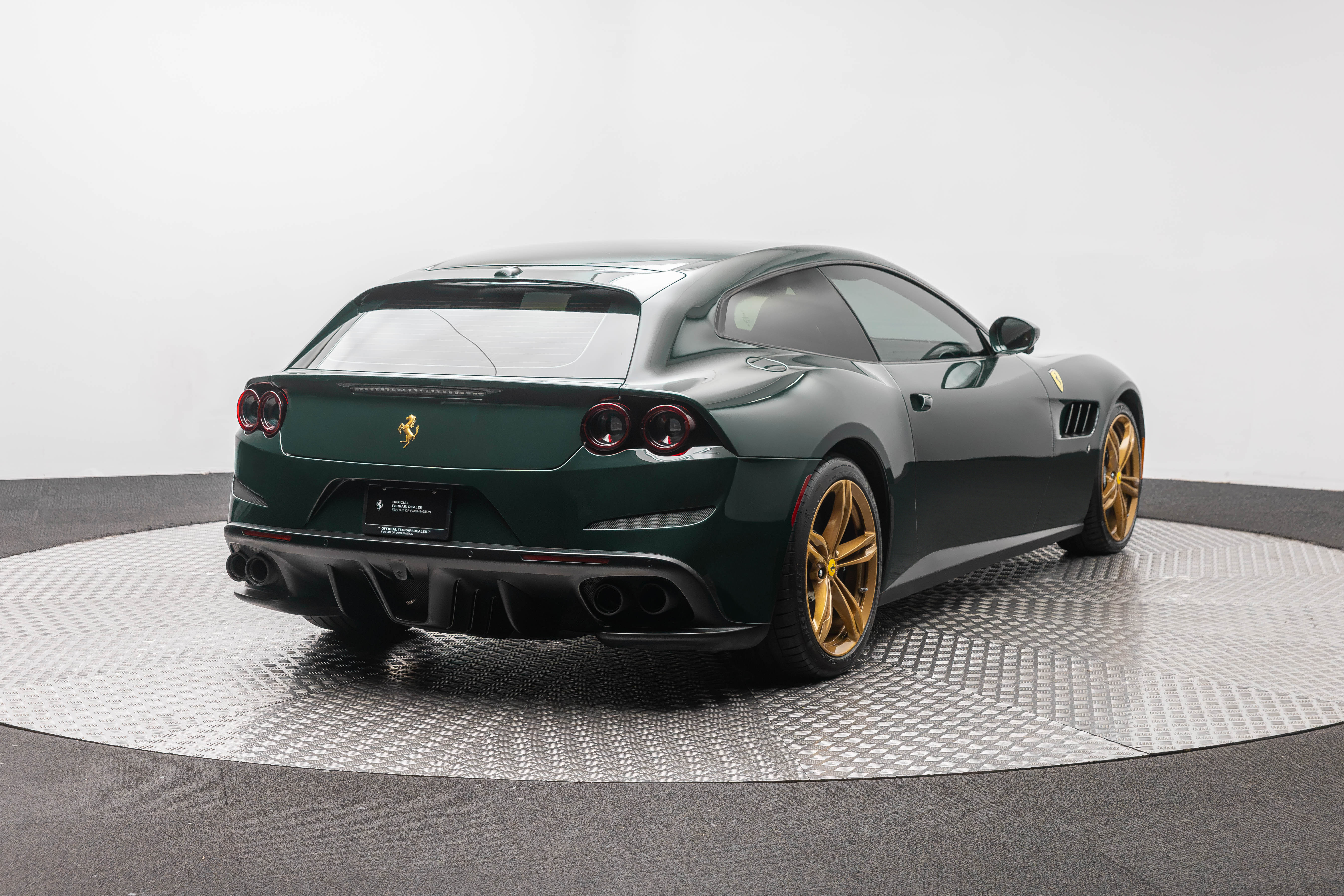 Used 2019 Ferrari GTC4Lusso AWD/4WD image 7