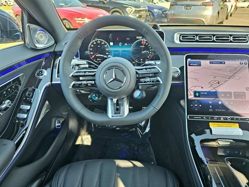 New 2026 Mercedes-Benz S 63 AMG S image 26