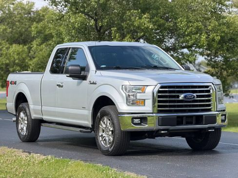 Used 2016 Ford F150 XLT w/ Equipment Group 302A Luxury AWD/4WD image 9