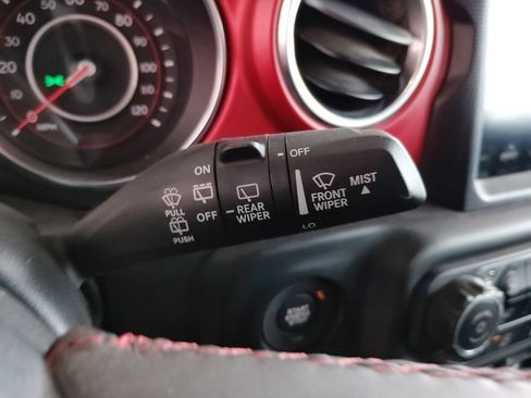 Used 2020 Jeep Wrangler Unlimited Rubicon AWD/4WD image 29