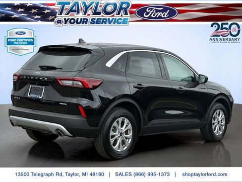 Certified 2024 Ford Escape Active AWD/4WD image 3