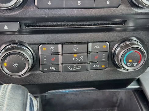 Used 2018 Ford F150 XLT w/ Equipment Group 302A Luxury AWD/4WD image 18