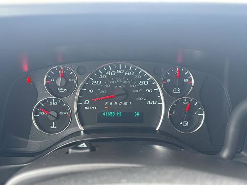 Used 2023 Chevrolet Express 3500 LT w/ LT Preferred Equipment Group image 16