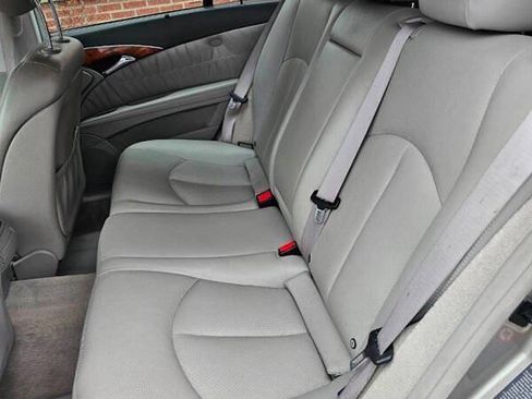 Used 2006 Mercedes-Benz E 350 4MATIC Wagon image 14