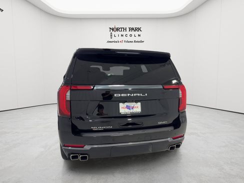 Used 2026 GMC Yukon Denali Ultimate AWD/4WD image 4