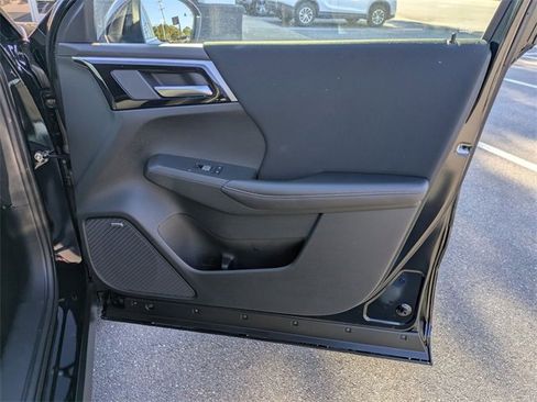 New 2025 Mitsubishi Outlander ES image 31