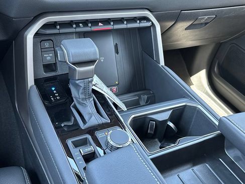 New 2026 Toyota Tundra Limited AWD/4WD image 22