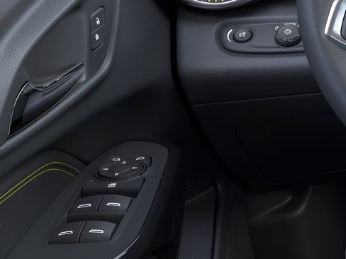 New 2026 Chevrolet Trax LT w/ Driver Confidence Package FWD image 22