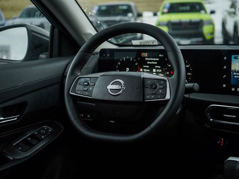 New 2026 Nissan Sentra SR w/ SR Premium Package image 14