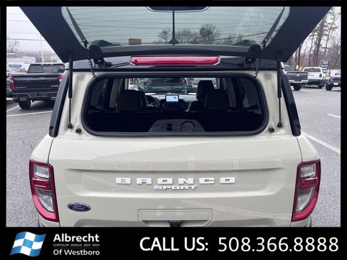 Used 2024 Ford Bronco Sport Badlands w/ Premium Package image 16