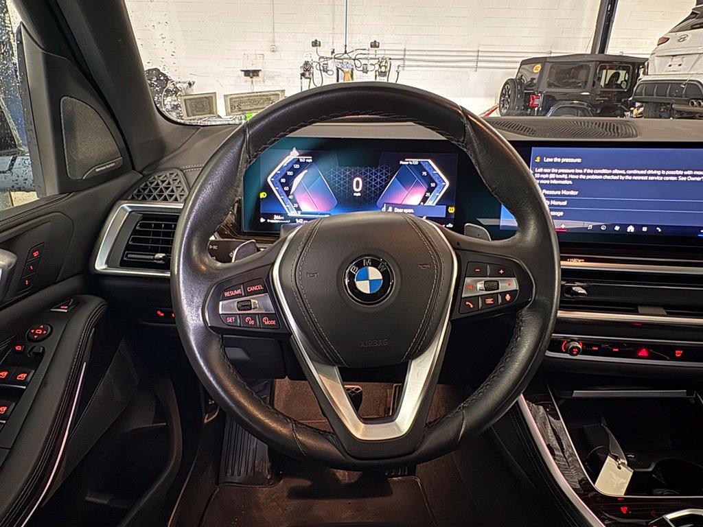 Used 2026 BMW X5 xDrive40i AWD/4WD image 23