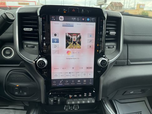 Used 2026 RAM 3500 Laramie w/ Max Tow Package AWD/4WD image 25