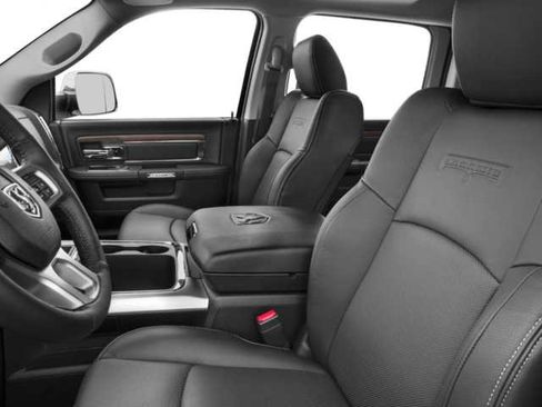 Used 2018 RAM 3500 Laramie Longhorn image 9