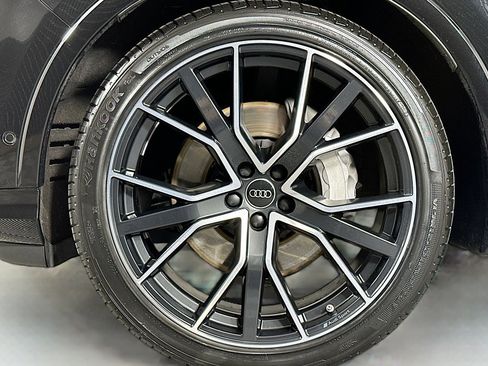 Used 2022 Audi Q7 3.0T Prestige w/ Prestige Package image 11