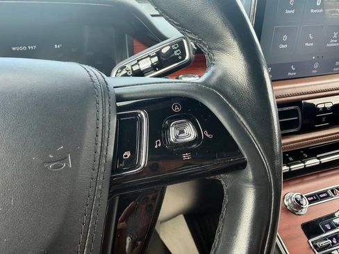 Used 2021 Lincoln Aviator Reserve w/ Equipment Group 201A AWD/4WD image 17