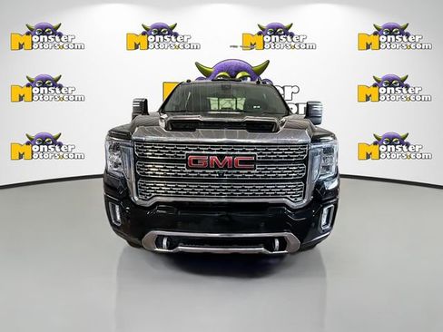 Used 2022 GMC Sierra 2500 Denali AWD/4WD image 2