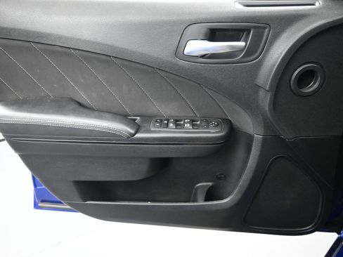Used 2022 Dodge Charger SXT w/ Blacktop Package RWD image 16