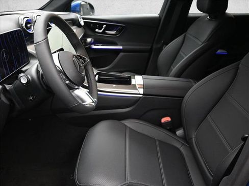 Certified 2025 Mercedes-Benz GLC 300 GLC 300 image 8