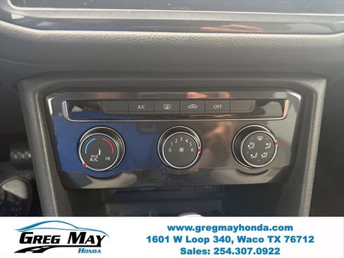 Used 2018 Volkswagen Tiguan S FWD image 17