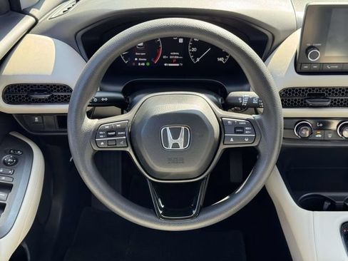 Certified 2024 Honda HR-V LX image 12