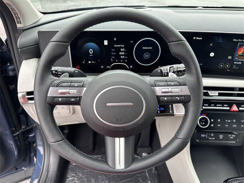 New 2026 Hyundai Tucson Limited image 17