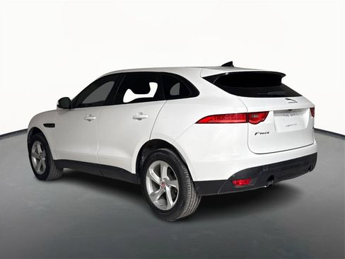 Used 2020 Jaguar F-PACE Premium image 7