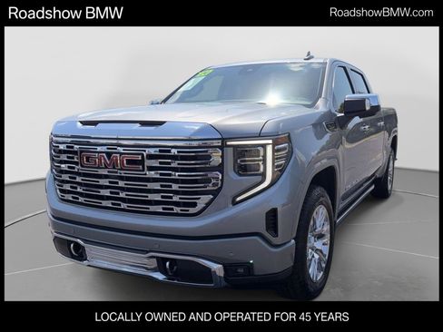 Used 2024 GMC Sierra 1500 Denali w/ Technology Package AWD/4WD image 1