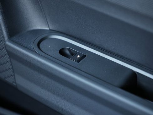 New 2026 MINI Cooper 2-Door Hardtop image 38