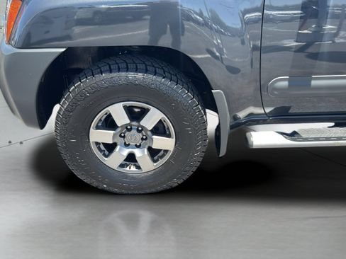 Used 2013 Nissan Xterra PRO-4X AWD/4WD image 36