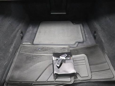 Used 2018 BMW 740i RWD image 61