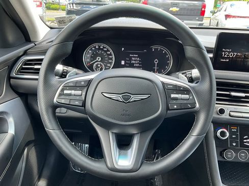 Used 2025 Genesis G70 2.5T image 21
