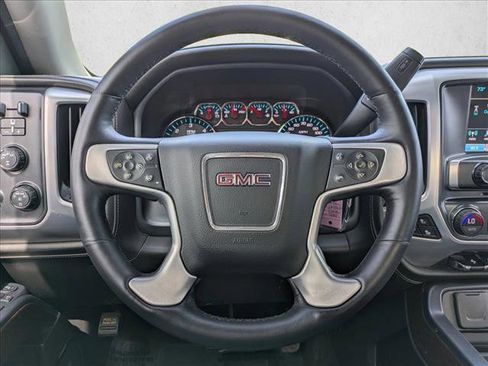 Used 2018 GMC Sierra 1500 SLT AWD/4WD image 9