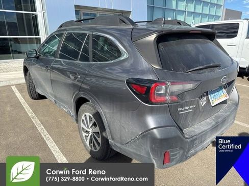 Used 2022 Subaru Outback Premium image 9