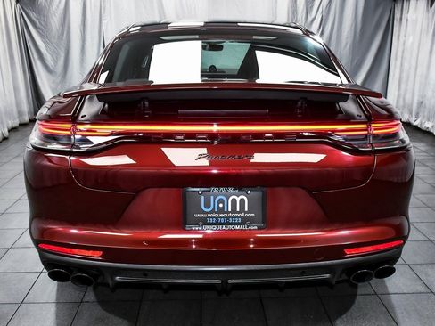 Used 2023 Porsche Panamera Platinum Edition image 5