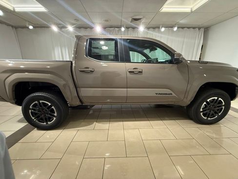 New 2026 Toyota Tacoma TRD Sport AWD/4WD image 6