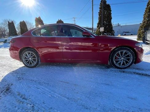 Used 2017 Alfa Romeo Giulia Ti image 7