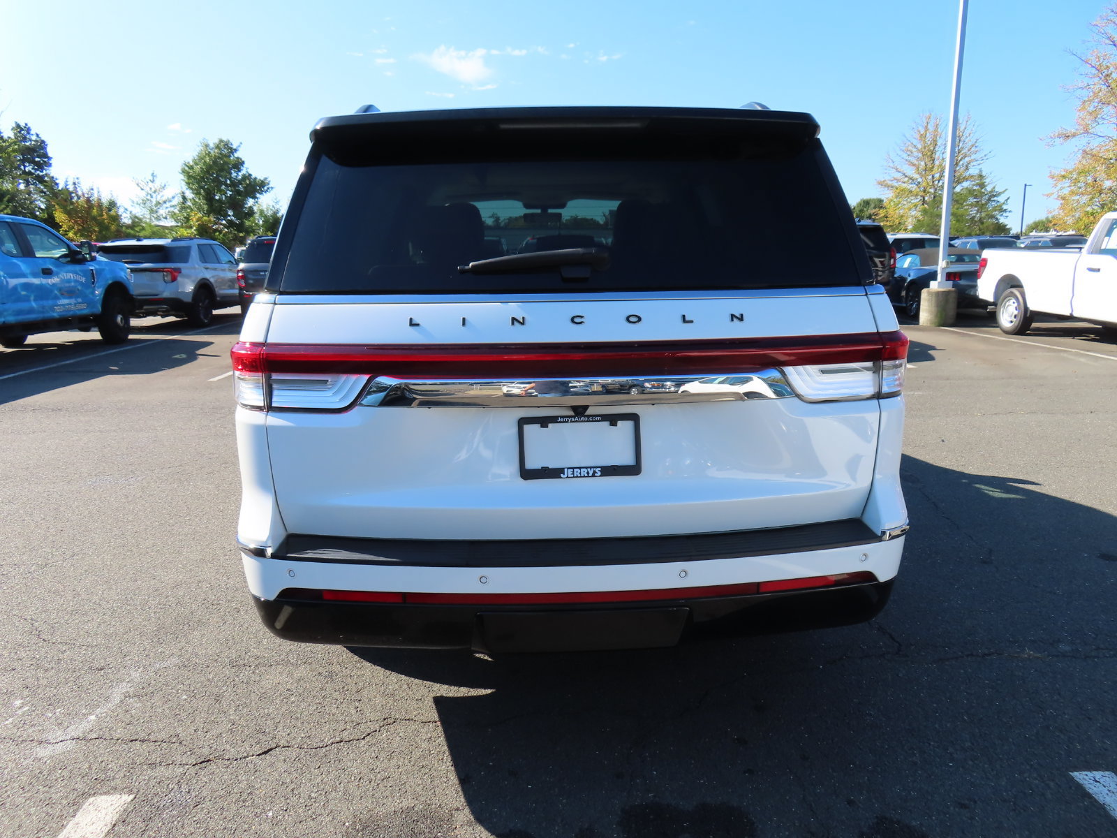 Used 2023 Lincoln Navigator Black Label AWD/4WD image 6