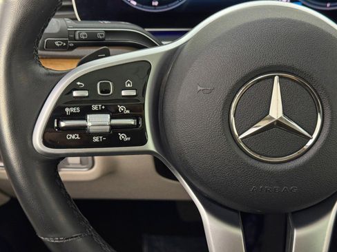 Used 2022 Mercedes-Benz GLS 450 4MATIC image 23