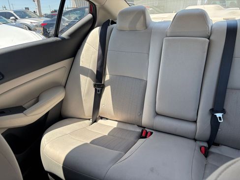 Used 2025 Nissan Altima 2.5 SV FWD image 39