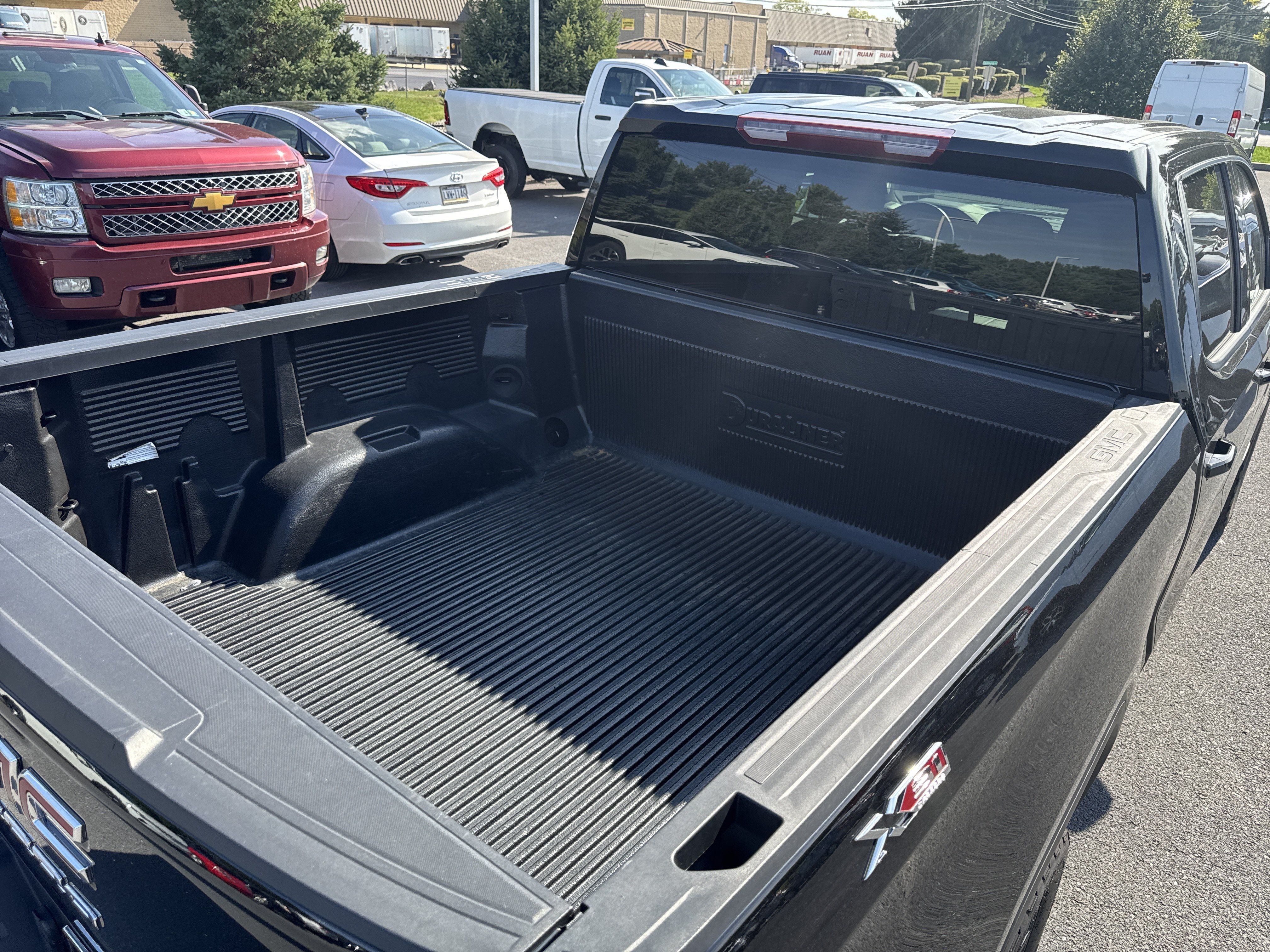 Used 2025 GMC Sierra 1500 Elevation w/ X31 Off-Road Package AWD/4WD image 48
