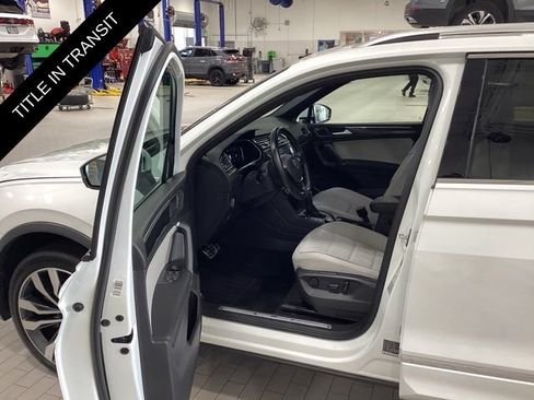 Used 2020 Volkswagen Tiguan SEL Premium R-Line AWD/4WD image 10