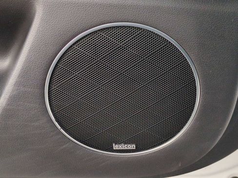 Used 2022 Genesis GV80 3.5T w/ Advanced Package 06 image 32