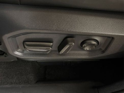 Used 2023 Toyota Sequoia Platinum image 44