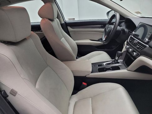Used 2018 Honda Accord LX image 21