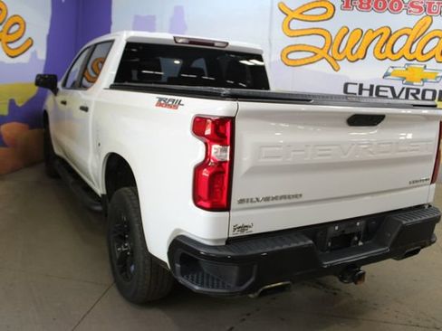 Used 2021 Chevrolet Silverado 1500 Custom Trail Boss AWD/4WD image 6