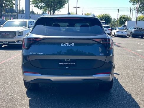 Certified 2026 Kia Sportage EX w/ EX Panoramic Sunroof Package AWD/4WD image 8