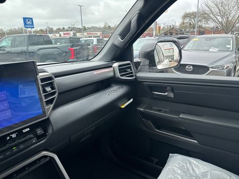 New 2026 Toyota Tundra SR5 AWD/4WD image 32