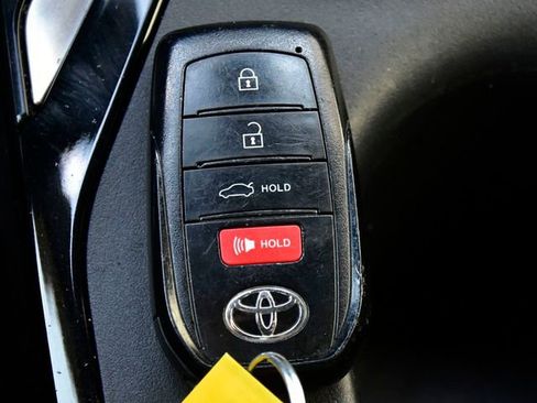 Used 2023 Toyota Corolla SE FWD image 24