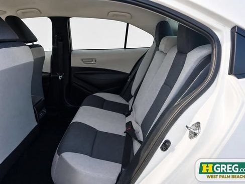Used 2025 Toyota Corolla LE FWD image 13