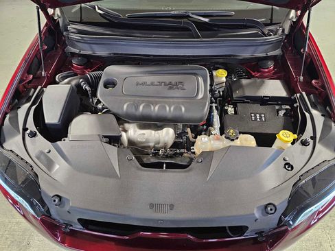 Used 2020 Jeep Cherokee Latitude image 9